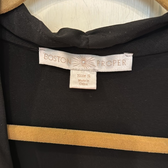 Boston Proper twist front thong bodysuit. Small - Picture 2 of 4